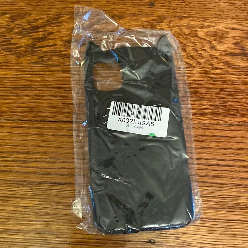 NWT iPhone 7/8 Plus Cat Ear Black Cover